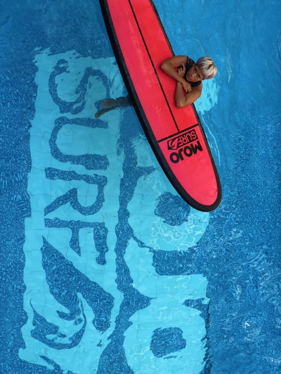 Mojosurf Camp Canggu エクステリア 写真